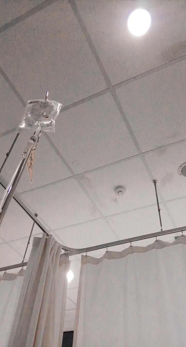 Foto Infus di Rumah Sakit